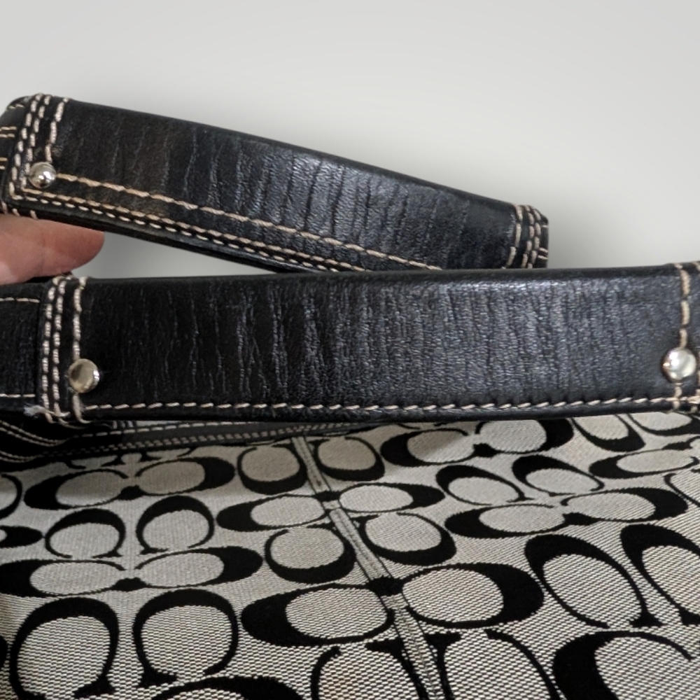 Coach Hampton Signature Tote - Picture 16 of 16